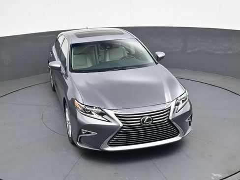 Used 2017 Lexus ES 350 w/ Premium Package FWD image 31