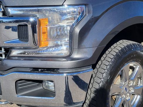 Used 2019 Ford F150 XLT w/ Equipment Group 302A Luxury AWD/4WD image 9