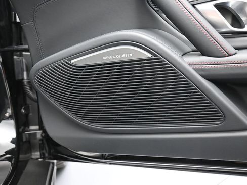Used 2023 Audi R8 V10 performance w/ Carbon Exterior Package RWD image 23