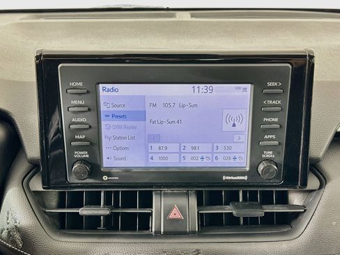 Used 2021 Toyota RAV4 LE AWD/4WD image 19