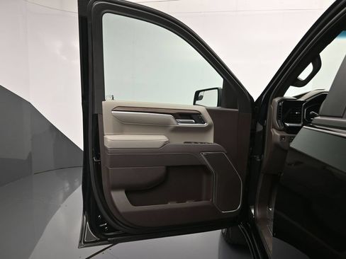 Used 2026 Chevrolet Silverado 1500 RST AWD/4WD image 10