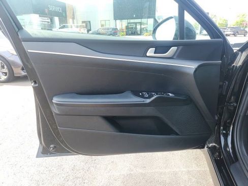Used 2025 Kia K5 LXS FWD image 13