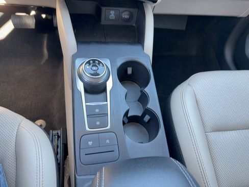 Certified 2022 Ford Escape SEL image 23