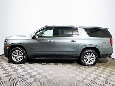 Used 2023 Chevrolet Suburban Premier image 5