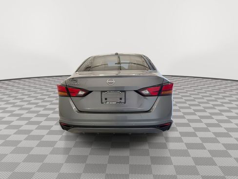 Certified 2025 Nissan Altima 2.5 SV FWD image 10