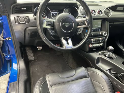 Used 2017 Ford Mustang GT Premium w/ GT Performance Package image 11