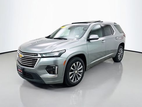 Used 2023 Chevrolet Traverse Premier image 4