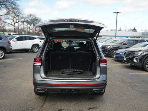 Used 2022 Volkswagen Atlas SE w/ Panoramic Sunroof Package image 7