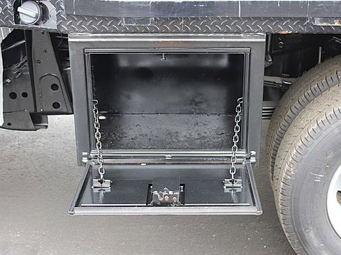 Used 2023 Chevrolet Silverado 3500 W/T image 8