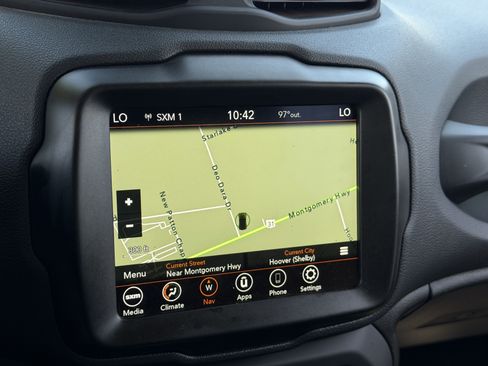 Used 2023 Jeep Renegade Latitude AWD/4WD image 23
