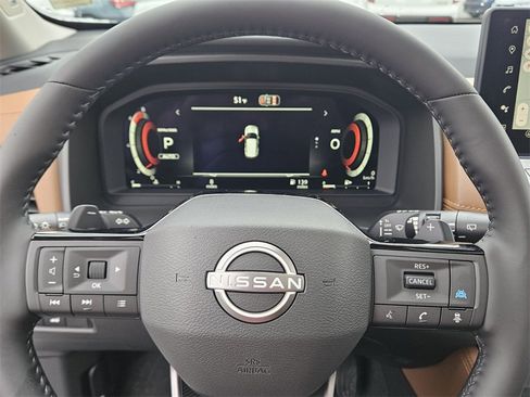 New 2026 Nissan Rogue Platinum image 23