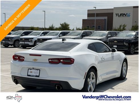 Used 2023 Chevrolet Camaro LT RWD image 4