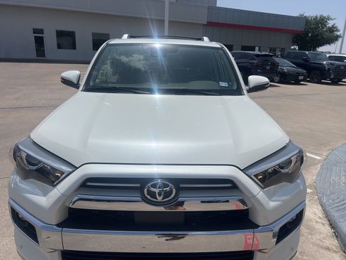 Used 2021 Toyota 4Runner Limited RWD image 4