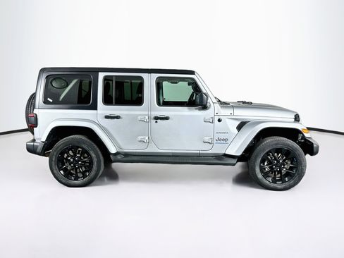 Used 2023 Jeep Wrangler Unlimited Sahara AWD/4WD image 10