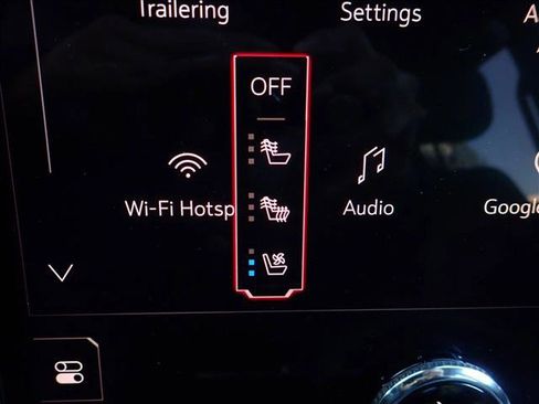 Used 2025 GMC Yukon XL Denali image 22