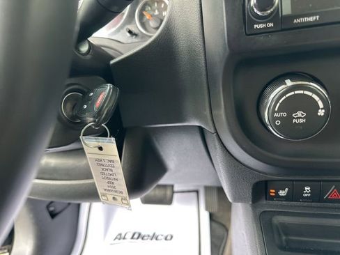 Used 2014 Jeep Patriot Limited w/ Sun/Sound Group image 20