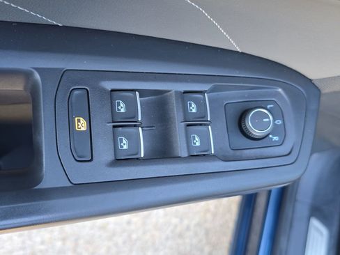 Used 2023 Volkswagen Atlas SE image 27