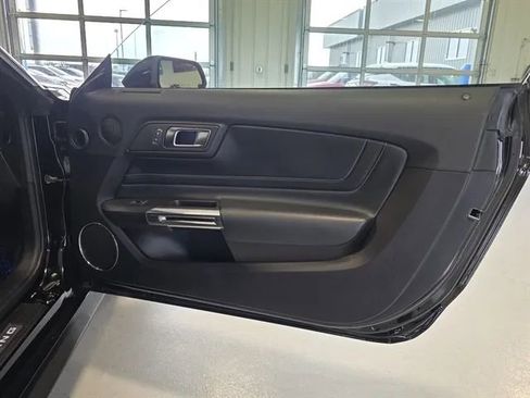 Used 2019 Ford Mustang GT Premium w/ Equipment Group 401A image 10