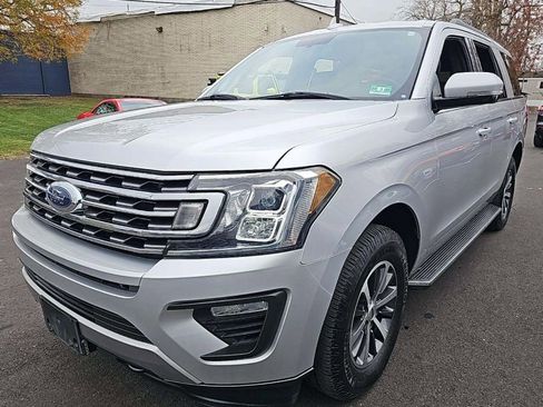 Used 2018 Ford Expedition XLT w/ Equipment Group 202A image 1