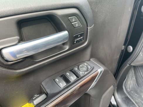 Used 2020 GMC Sierra 1500 SLT image 15