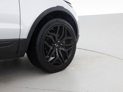 Used 2017 Land Rover Range Rover Evoque SE AWD/4WD image 18