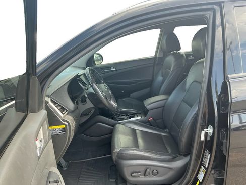 Used 2017 Hyundai Tucson Limited AWD/4WD image 14