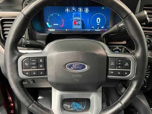 Used 2024 Ford F250 Lariat w/ Lariat Ultimate Package AWD/4WD image 27