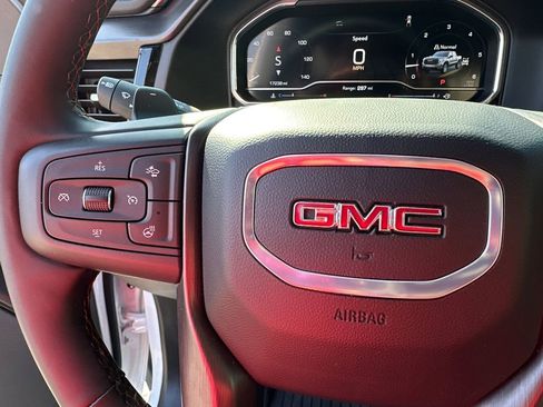 Used 2025 GMC Sierra 1500 AT4 w/ AT4 Premium Package image 26