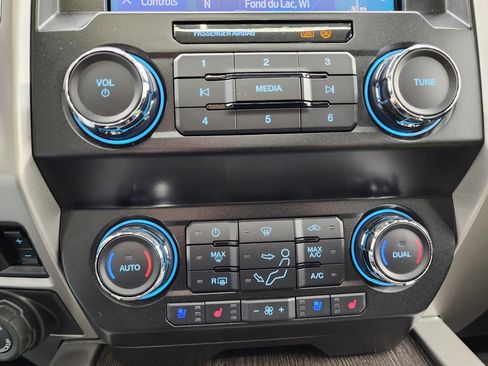 Used 2020 Ford F350 Lariat w/ Lariat Ultimate Package image 56