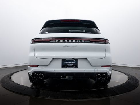 New 2026 Porsche Cayenne S image 6