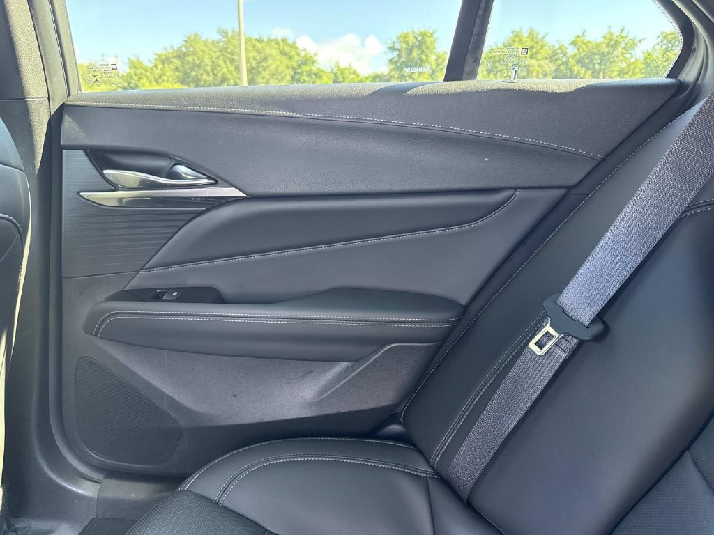 Used 2021 Cadillac CT4 Premium Luxury RWD image 15