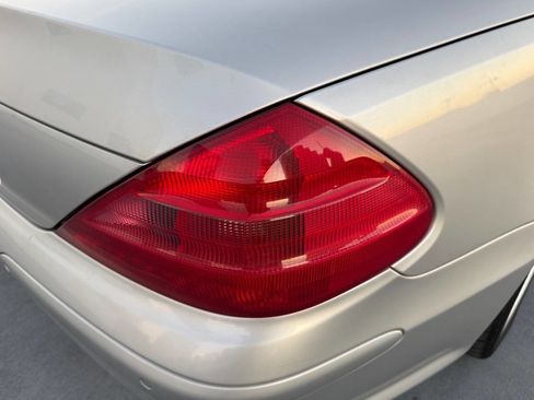 Used 2003 Mercedes-Benz SL 500 image 39