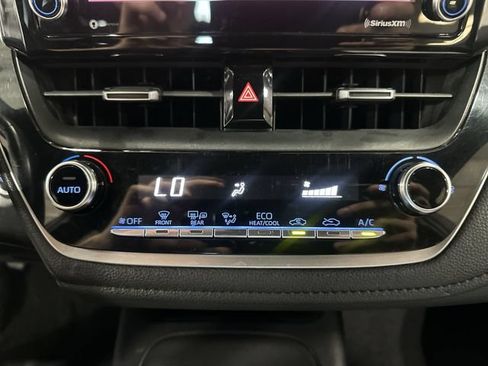 Used 2021 Toyota Corolla SE FWD image 21