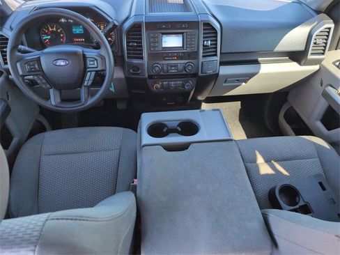 Used 2018 Ford F150 XLT image 28