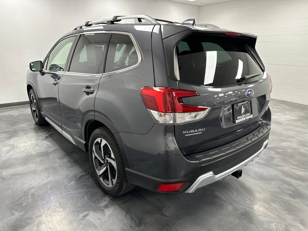 Used 2022 Subaru Forester Touring w/ Popular Package #2 AWD/4WD image 11