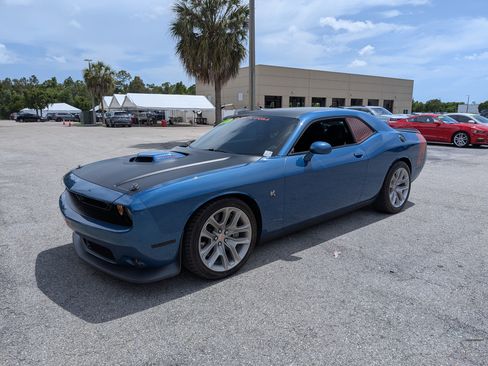 Used 2020 Dodge Challenger R/T Scat Pack RWD image 8