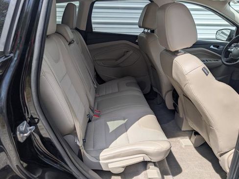 Used 2016 Ford Escape SE w/ SE Chrome Package image 20