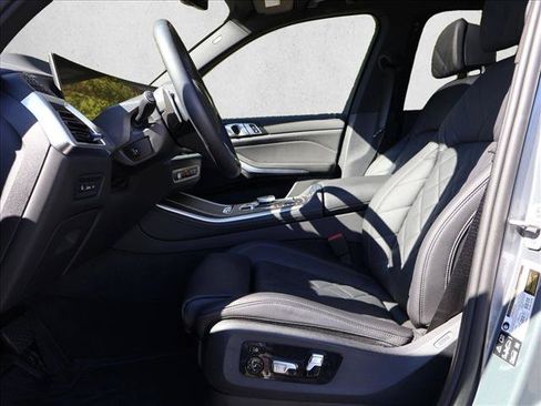 Used 2025 BMW X5 xDrive40i w/ Climate Comfort Package AWD/4WD image 21