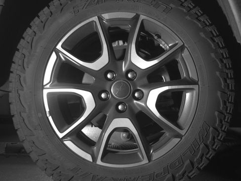 Used 2025 Jeep Compass Trailhawk AWD/4WD image 19