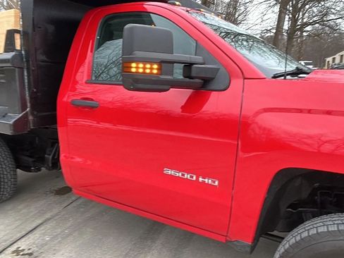 Used 2017 Chevrolet Silverado 3500 W/T w/ WT Convenience Package image 3