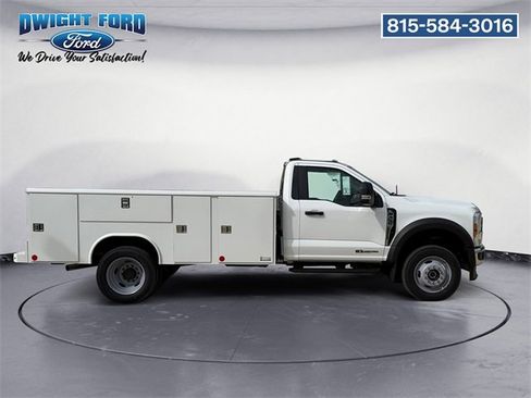 New 2025 Ford F450 XL w/ XL Chrome Package image 6