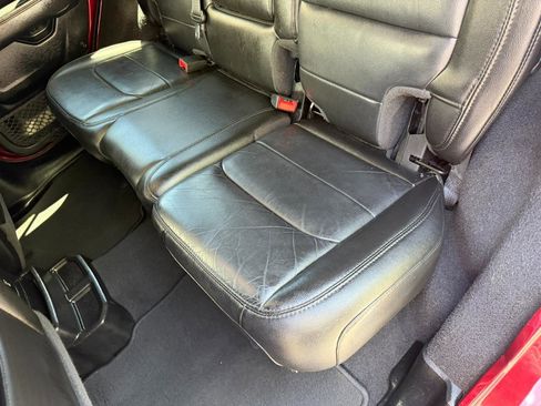 Used 2021 Jeep Wrangler Unlimited Sahara image 40