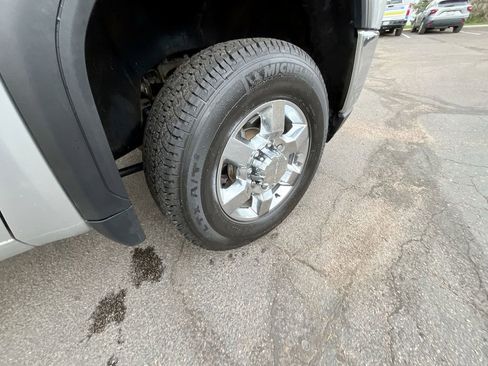 Used 2022 GMC Sierra 2500 SLE image 31