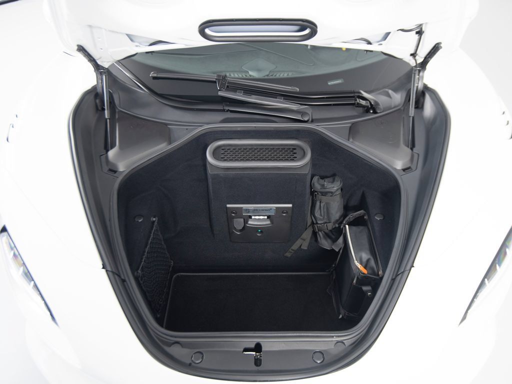 Used 2024 McLaren 750S Spider RWD image 39