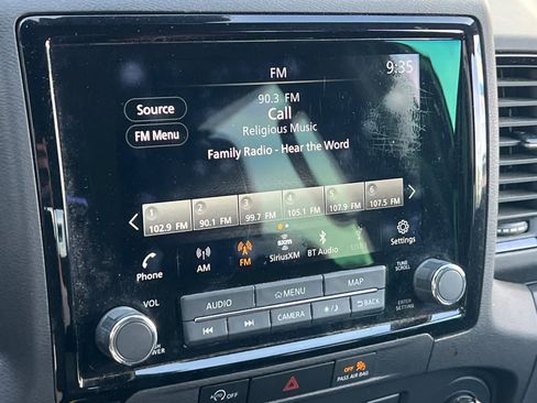 Used 2023 Nissan Frontier PRO-4X w/ Technology Package image 18