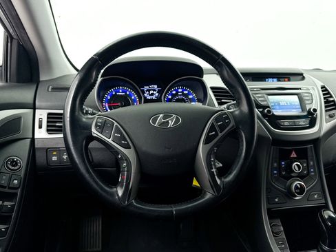 Used 2014 Hyundai Elantra Limited FWD image 3