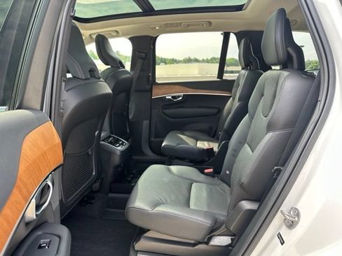 Certified 2024 Volvo XC90 B6 Plus w/ Protection Package Premier AWD/4WD image 14