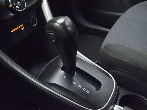 Used 2020 Chevrolet Trax LS image 19