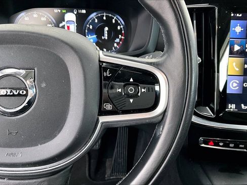Used 2019 Volvo S60 T5 Momentum w/ Multimedia Package image 27