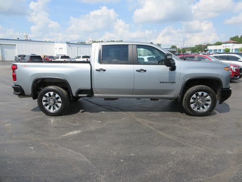 Certified 2024 Chevrolet Silverado 2500 Custom w/ Custom Convenience Package AWD/4WD image 5